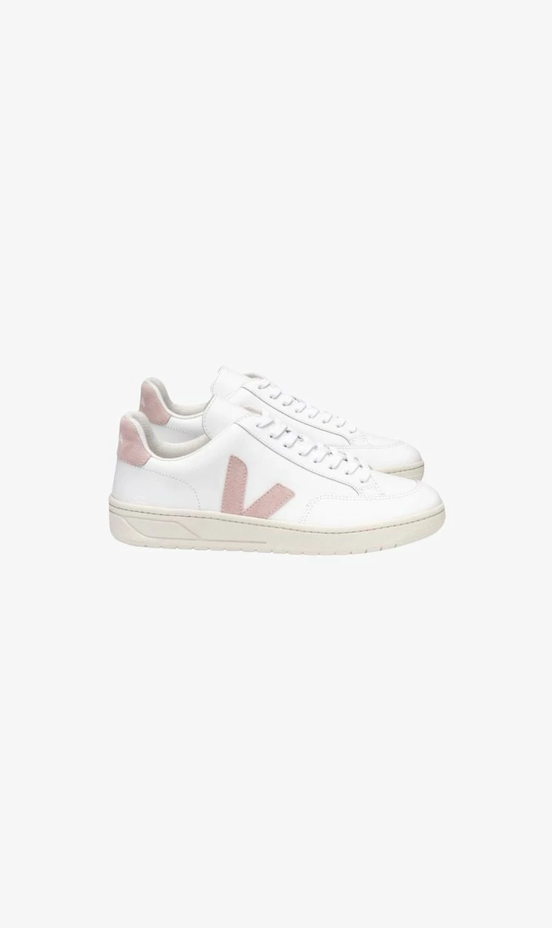 Veja | V-12 Leather - Extra White Babe