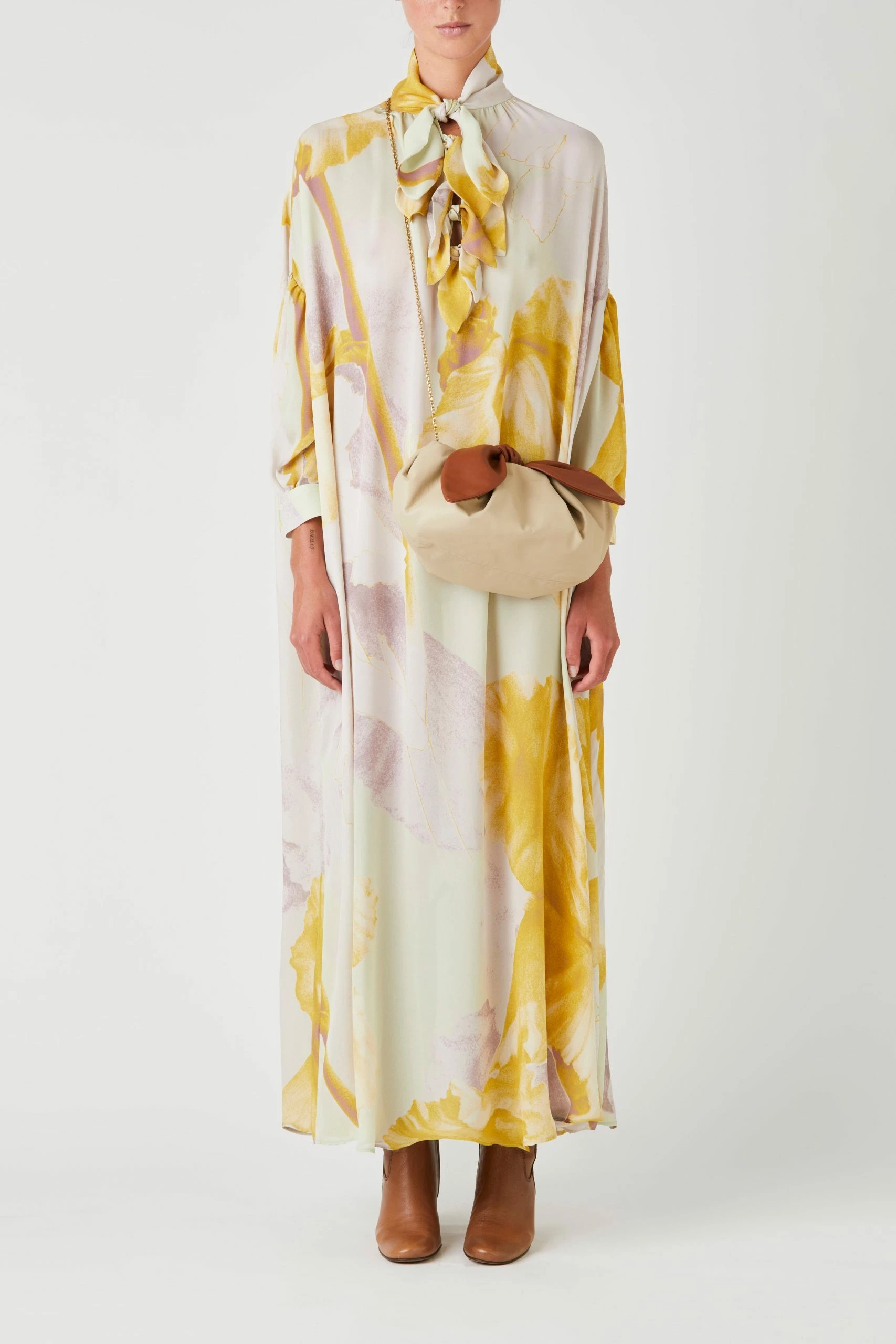 Rory William Docherty | Daily Bow Bag - Taupe/Cinnamon - Image 2