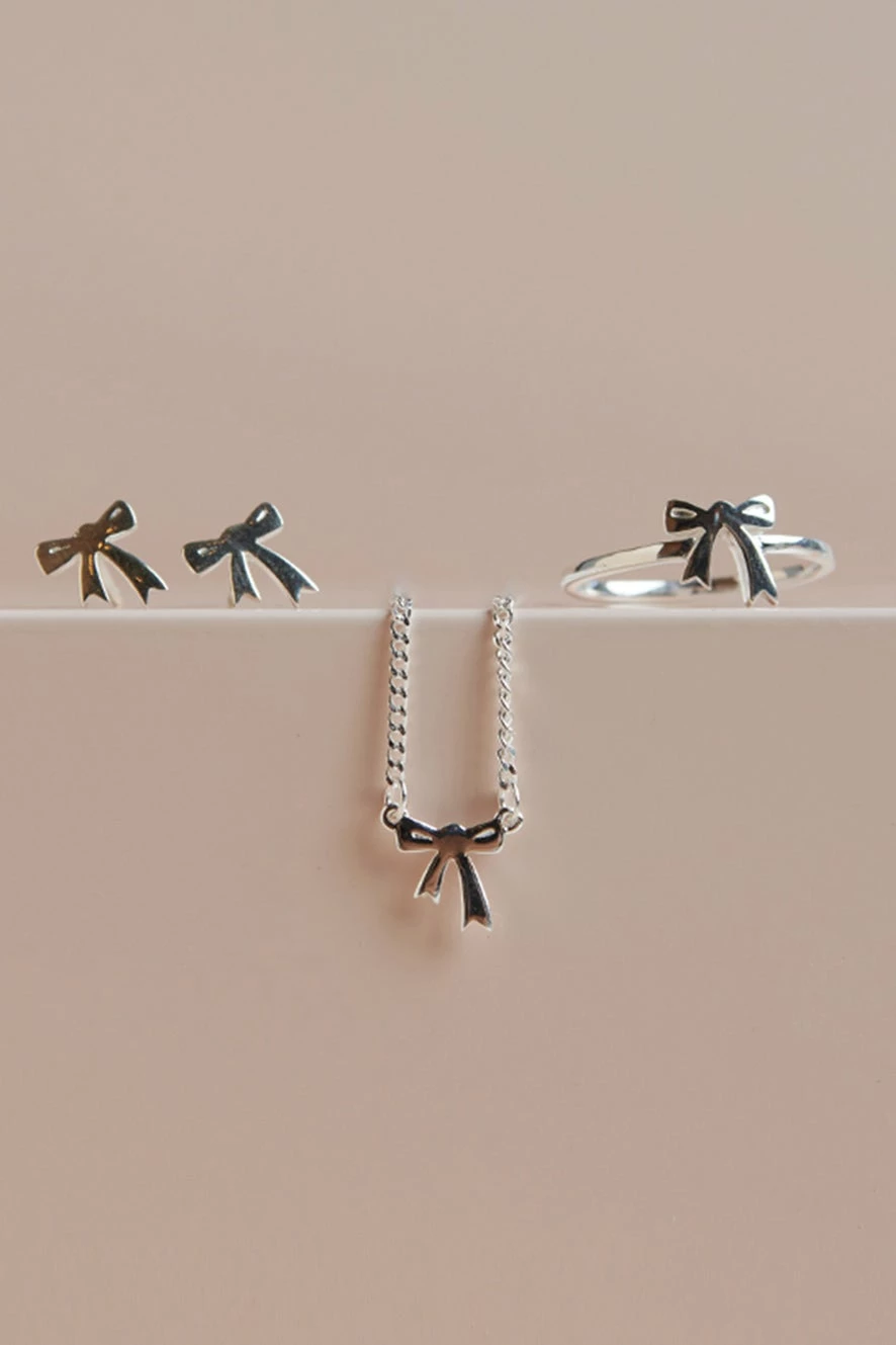 Karen Walker Jewellery | Mini Bow Gift Set - Silver - Image 2