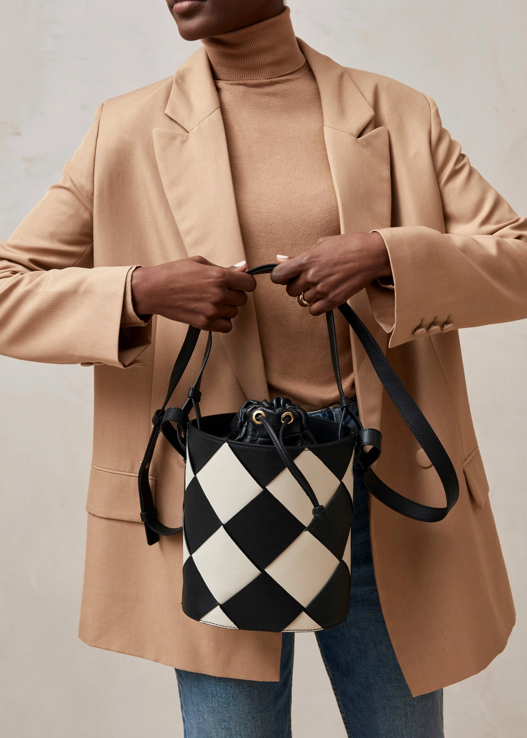 Alohas | The U Venti Scacchi - Black/Ivory - Image 2