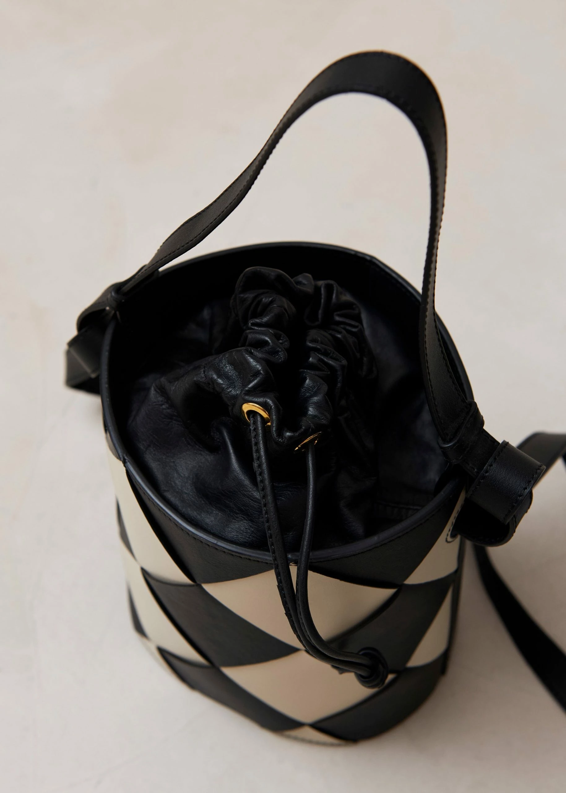 Alohas | The U Venti Scacchi - Black/Ivory - Image 5